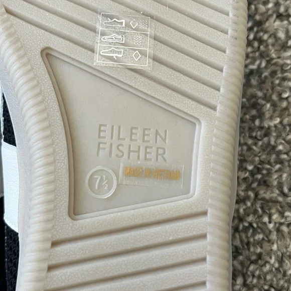 NWOT Eileen Fisher Black and Cream Sneakers, super light and comfortable, sz 7.5 - Picture 6 of 8